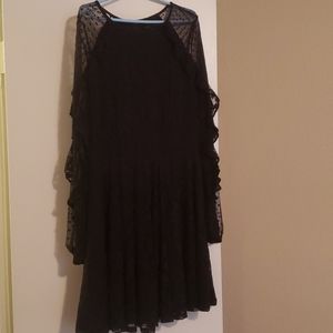 Long sleeve blacl dress